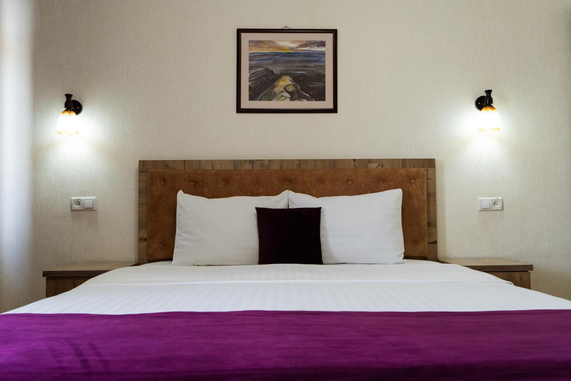 Tourist Inn Hotel Tashkent Exterior foto