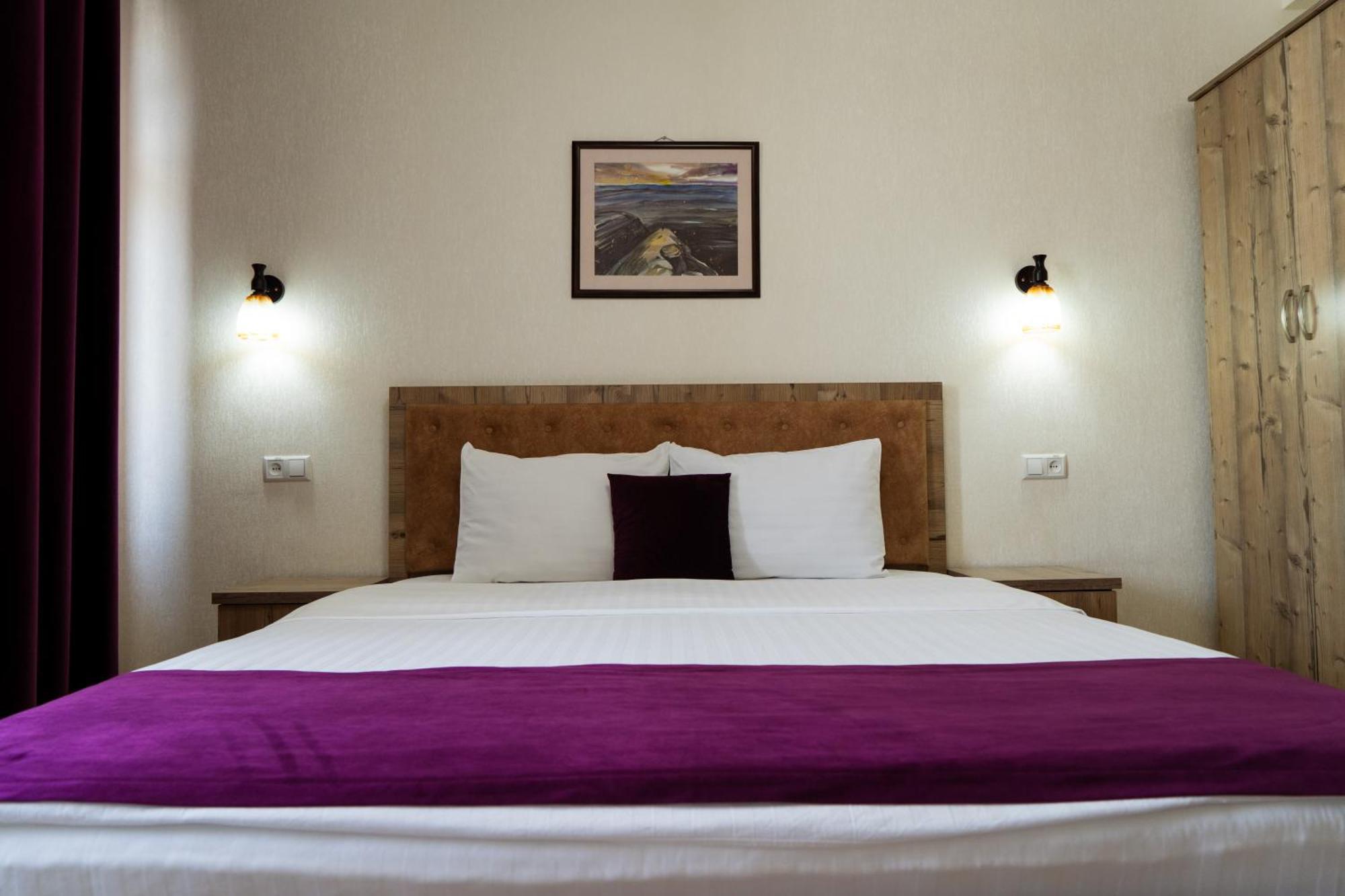Tourist Inn Hotel Tashkent Exterior foto